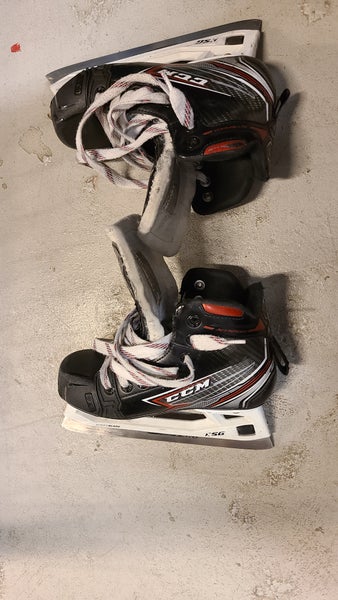 Junior Used CCM Jetspeed FT460G Hockey Goalie Skates Regular Width Size 1.5