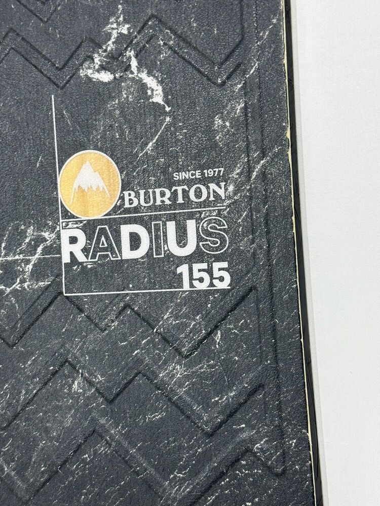 155 cm Burton Radius Flat Top Mens Snowboard 306 SidelineSwap