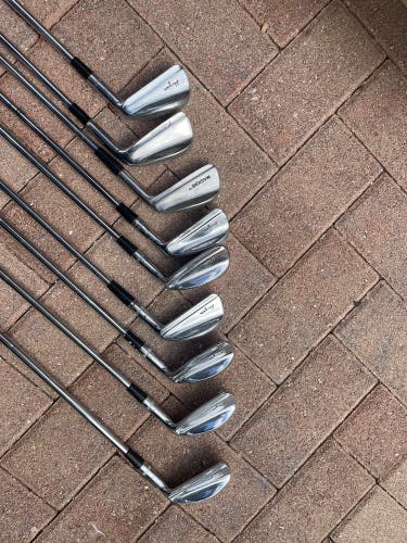 Golf Iron Set Hogan Radial 9 Pc In Right Handed
