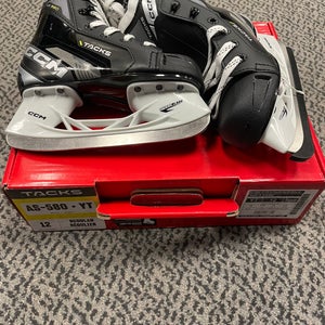 CCM Tacks AS-580 Youth size 12 regular width skates