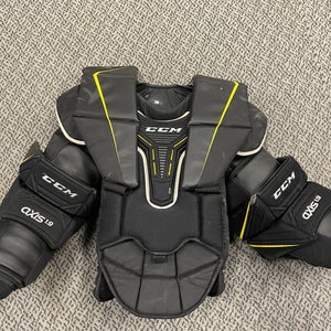 Used CCM Axis 1.9 Intermediate Large chest protector