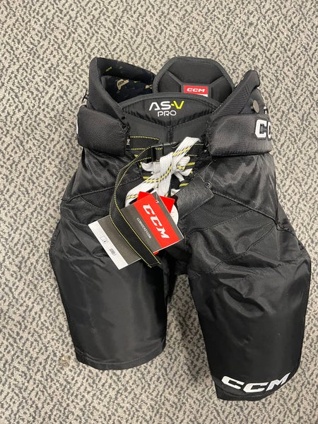 CCM Black Tacks AS-V Pro Junior Large Breezers