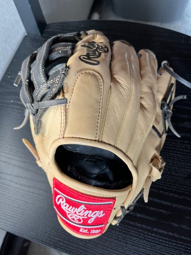 Used Left Hand Throw 12.75" Gold Glove Elite Baseball Glove