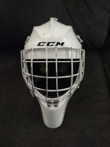 Senior Used CCM 9000 Goalie Mask