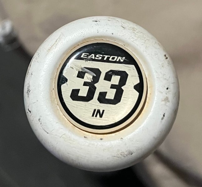 Used 2022 Easton Composite Ghost Bat (-10) 23 oz 33"