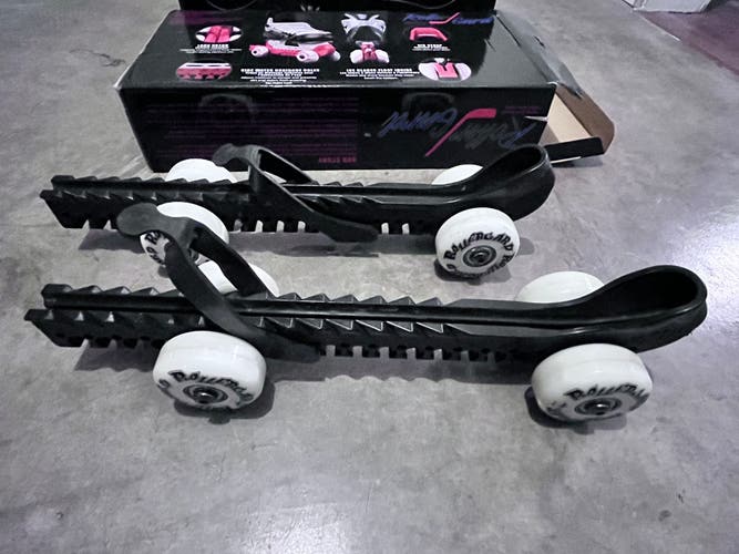 2 Pair Rollergard Ice Hockey Figure Skate Protective Guard Red And Black Pair One Size Fits All