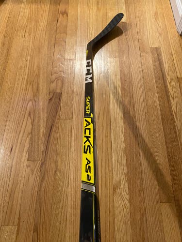 RH CCM Super Tacks AS2 P29 65 Flex Hockey Stick