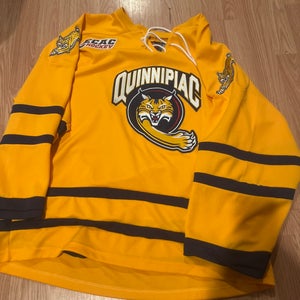 Gold Large K1 Quinnipiac Bobcats Jersey