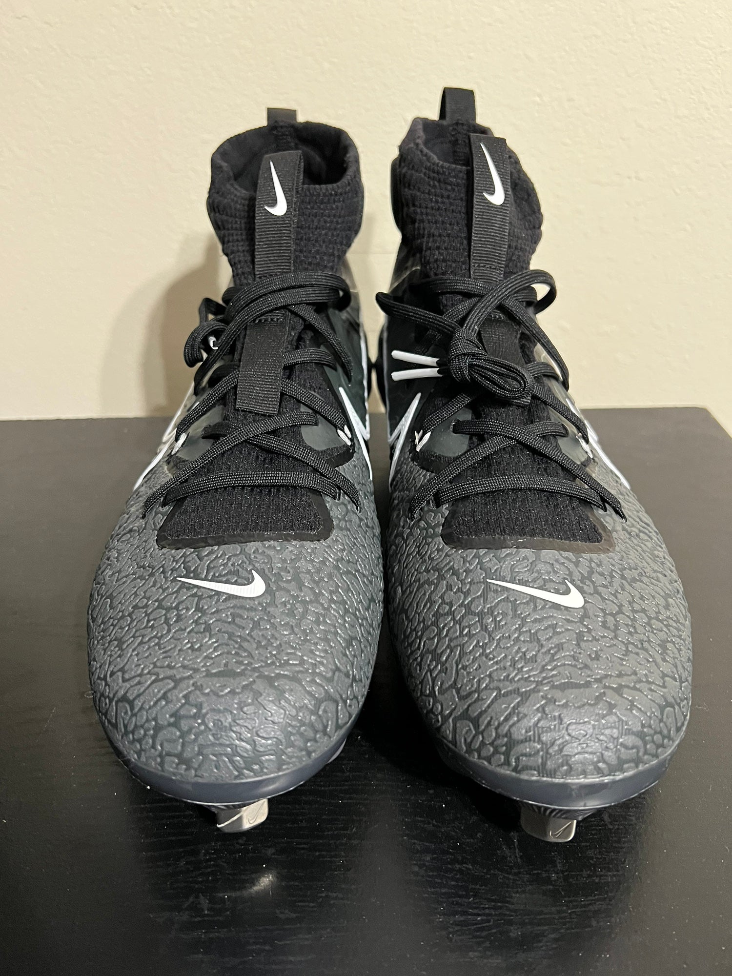 flyknit baseball cleats
