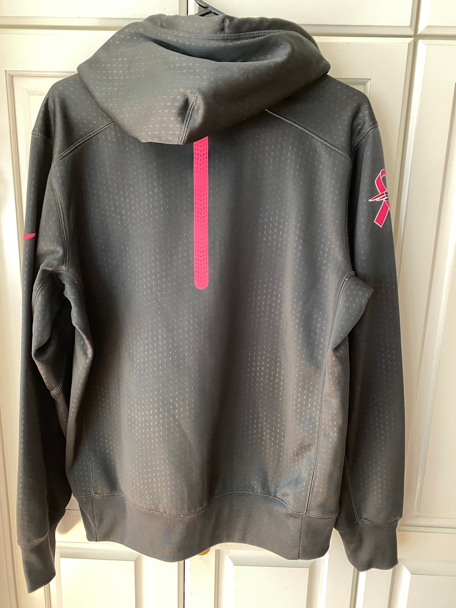 Breast cancer hot sale hoodies nike