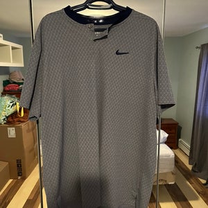 Nike Golf Shirt