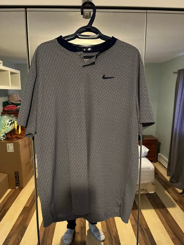 Nike Golf Shirt