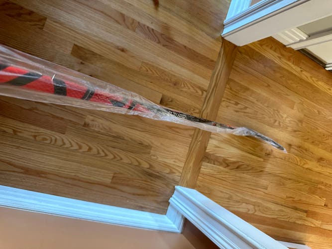 Senior Left Hand  Vapor FlyLite Hockey Stick