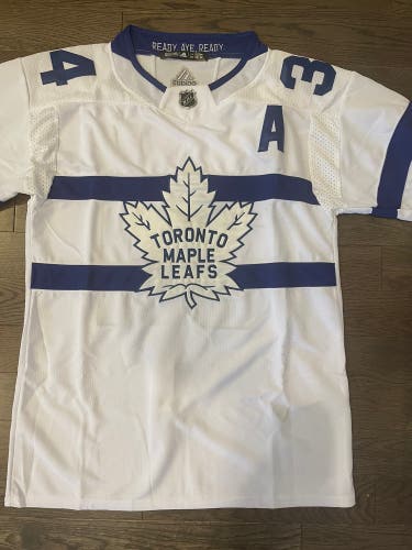 Leafs Matthews jersey