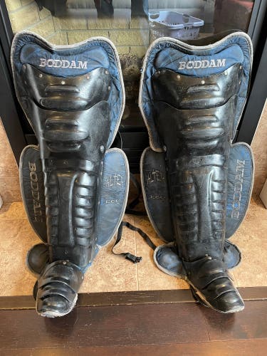 Boddam 20” Box Lacrosse Shins - Used