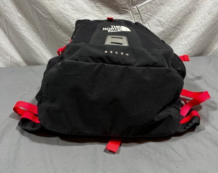 The North Face Recon Laptop Backpack Gray/Neon Orange GREAT Fast Shipping |  SidelineSwap | Buy and Sell on SidelineSwap
