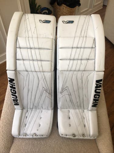 Vaughn Velocity V9 Pro Goalie Leg Pads 34+2”