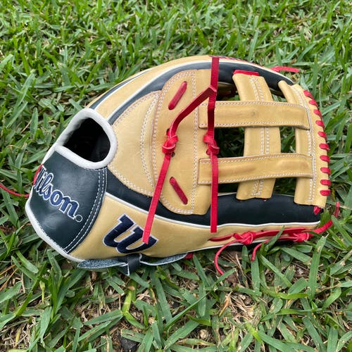 Wilson A2000 1799 12.75" Outfield Glove - April '22 GOTM