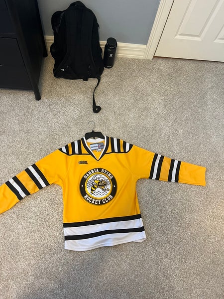 Sarnia Sting Hockey Jersey Size Small