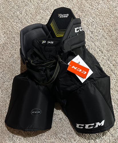 New CCM Tacks 5092 Black Hockey Pants - Size Senior Sr Small