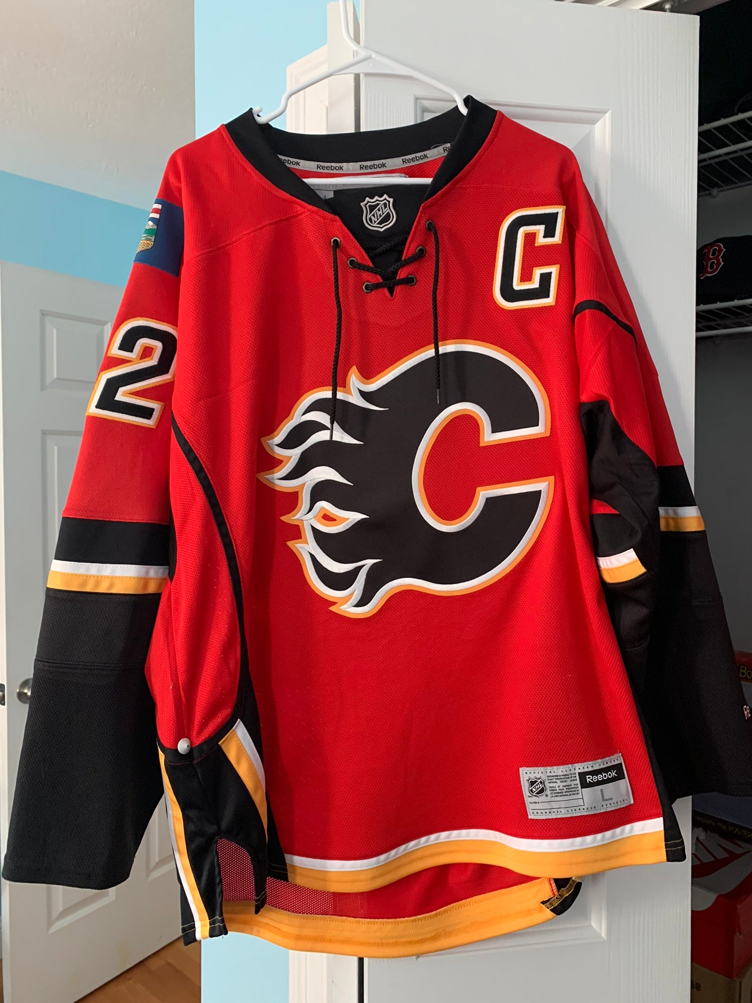 Blank Calgary Flames Old Jerseys - Athletic Knit CAL681BK CAL682BK
