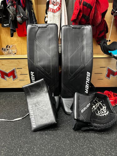 35" Regular Mach Goalie Full Set