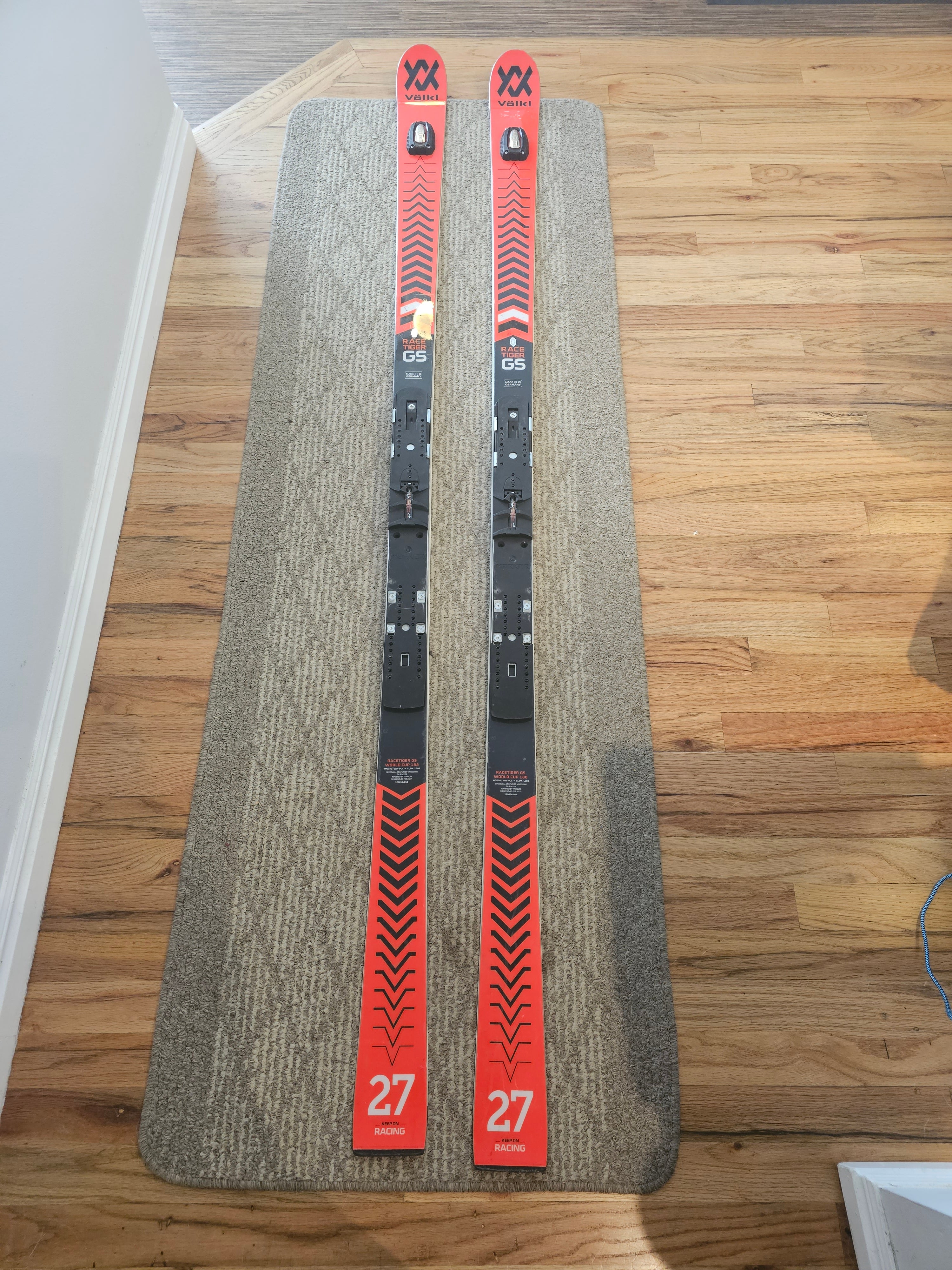 Used Volkl 188 cm Racing Racetiger GS Skis Without Bindings