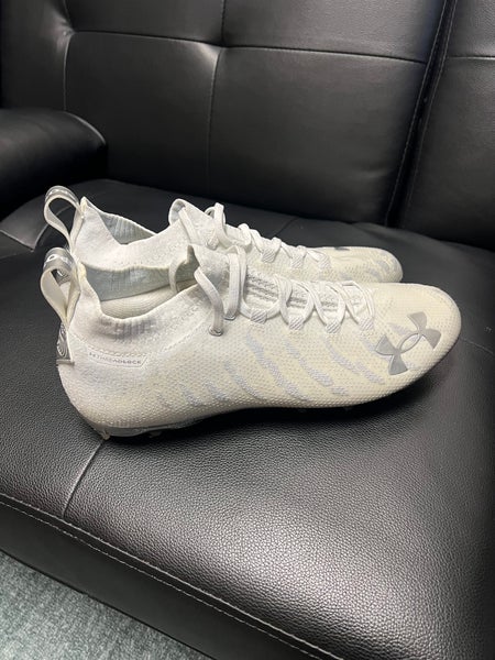 Size 11 (Women's 12) Under Armour Spotlight MC