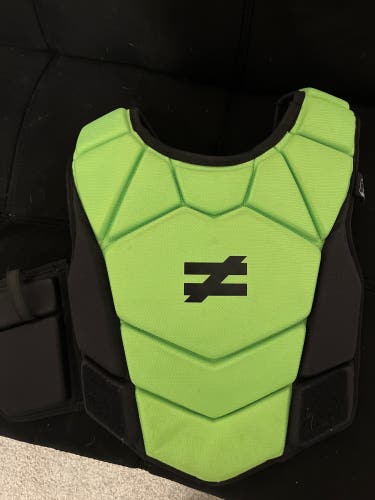 Adult Large Unequal shoulder pads Shoulder Pads