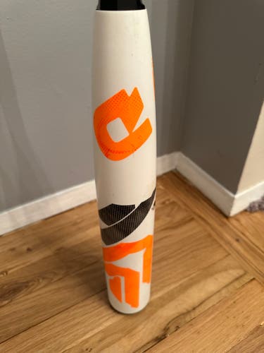 Used USSSA Certified 2022 DeMarini Composite CF Zen Bat (-8) 24 oz 32"