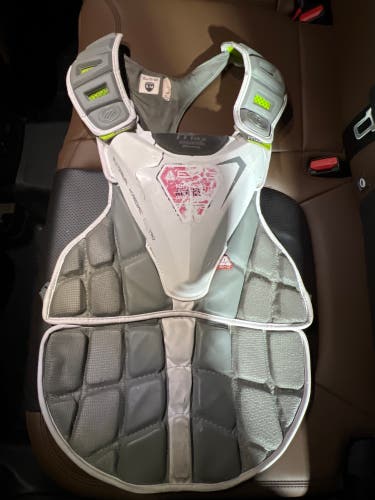 Maverik MAX EKG Goalie Chest Protector (small/medium)