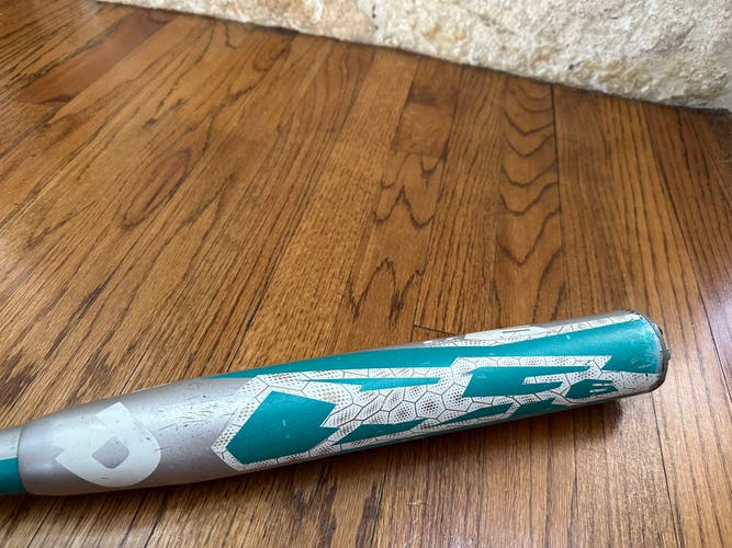 DeMarini CF6 Zen Composite Fastpitch Bat 28/17 -11