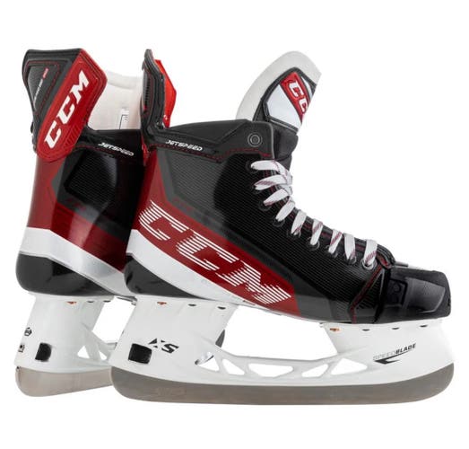 New CCM JetSpeed FT4 Hockey Skates - size 5.5 - INT.