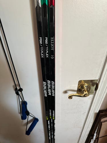 3 New Right Handed Pro Stock Vapor Hyperlite Hockey Stick