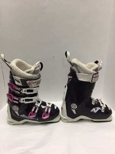 23.5 Nordica SpeedMachine 105W Ski Boots
