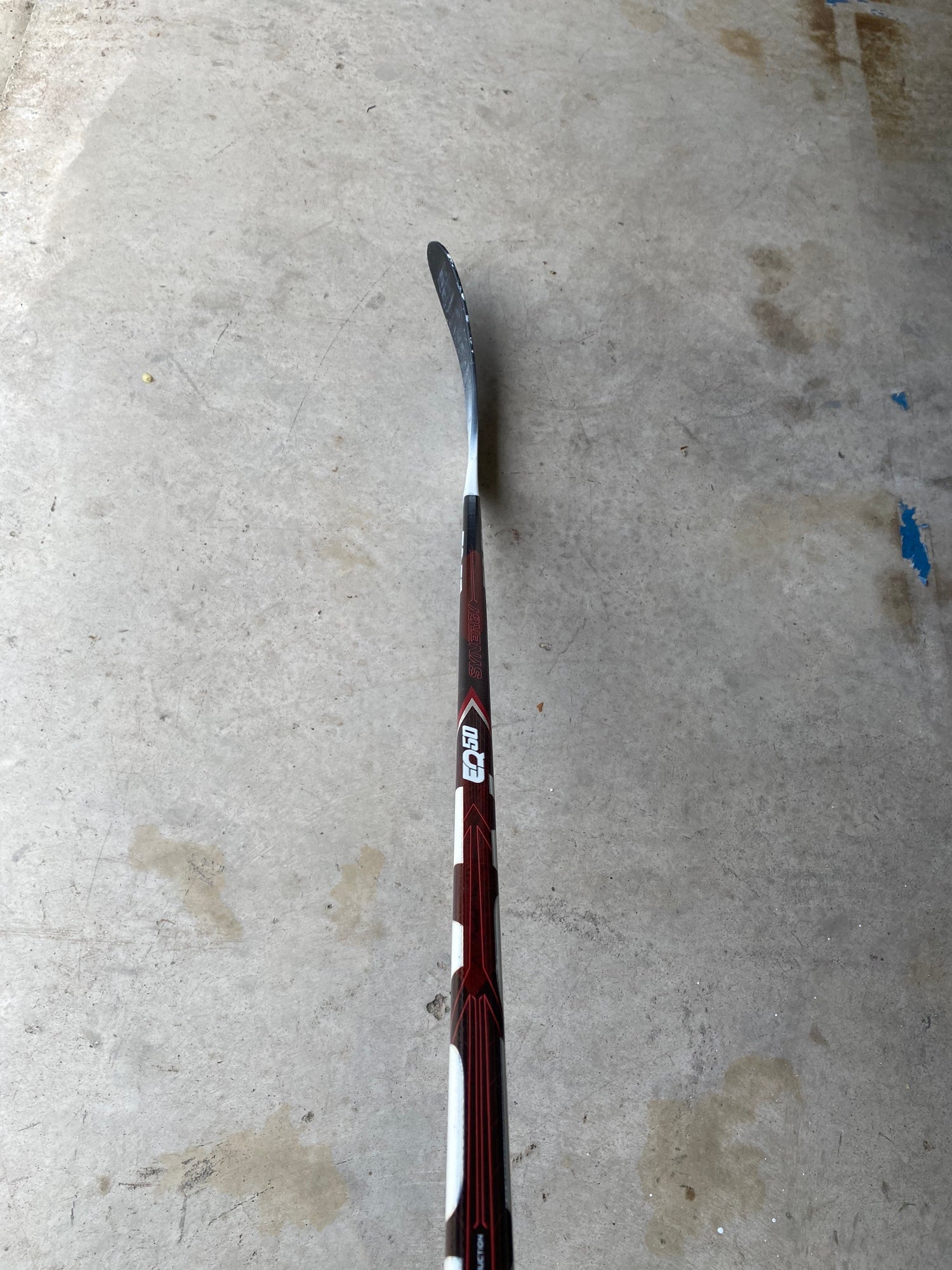 Used Senior Easton Left Handed Mako M5 Hockey Stick Mid Pattern w/ grip