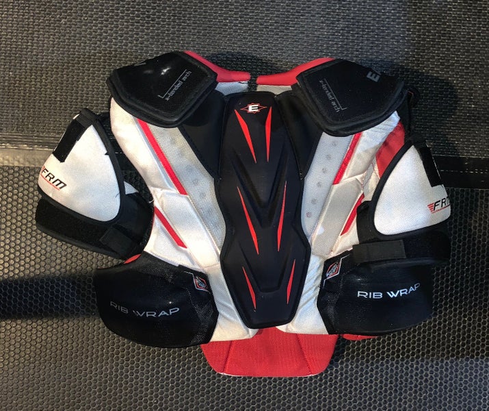 Used Easton SYNERGY EQ50 SR LG SHOULDER PADS LG Hockey Shoulder Pads