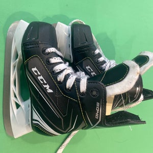 Youth Used CCM 9040 Hockey Skates D&R (Regular) 11.0