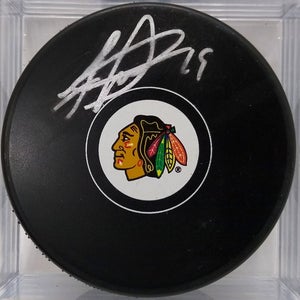 Jonathan Toews Signed Team Canada NHL Hockey Puck  Autograph Frameworth