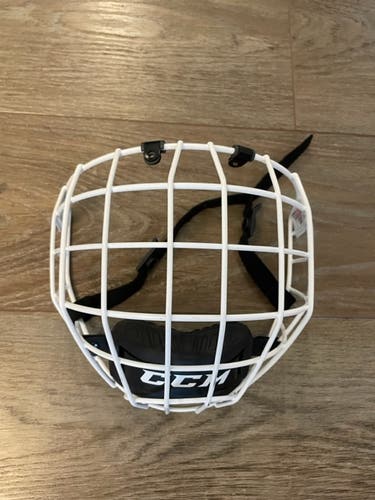 Small White CCM Full Cage FM580