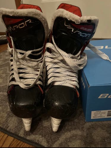 Bauer Vapor X3.7 Skates Size 6 EE