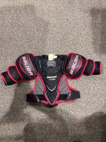 Junior Used Medium Bauer Vapor X100 Shoulder Pads