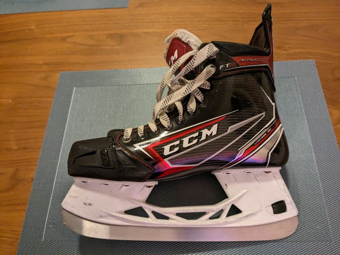 CCM JetSpeed FT2 size 8 EE Hockey Skates