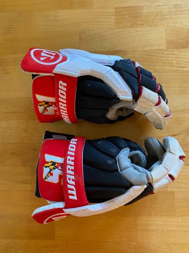 Used Player's Warrior Burn Pro Lacrosse Gloves Medium