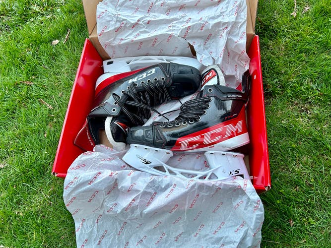 Senior Used CCM JetSpeed FT4 Pro Hockey Skates Regular Width Size 7.5