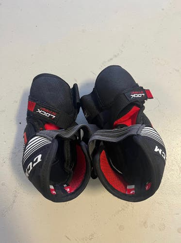 CCM Jetspeed Xtra Pro Sr. Small Elbow Pads