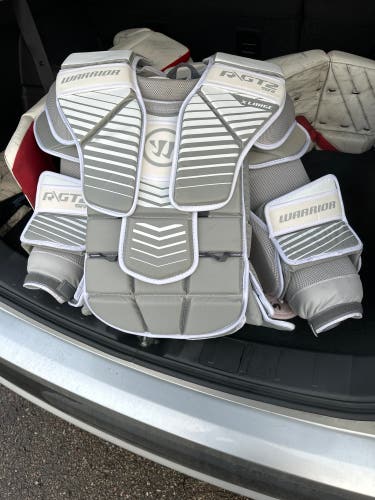 New XL Warrior Ritual G2 Goalie Chest Protector