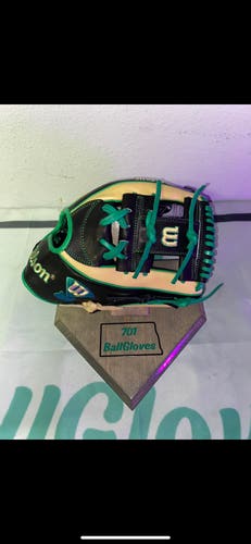 NWT MC26 11.75" A2K Baseball Glove