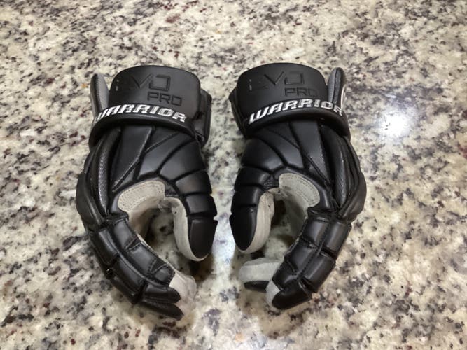 Used Player's Warrior Evo Pro Lacrosse Gloves 12"