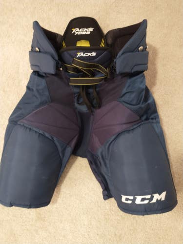Senior Used Large CCM Tacks 7092 Hockey Pants
